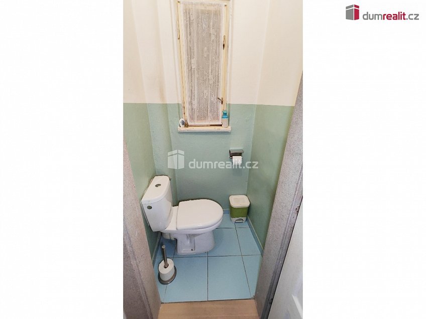 Pronájem bytu 2+kk 52 m^2 Mrštíkova, Praha 10 