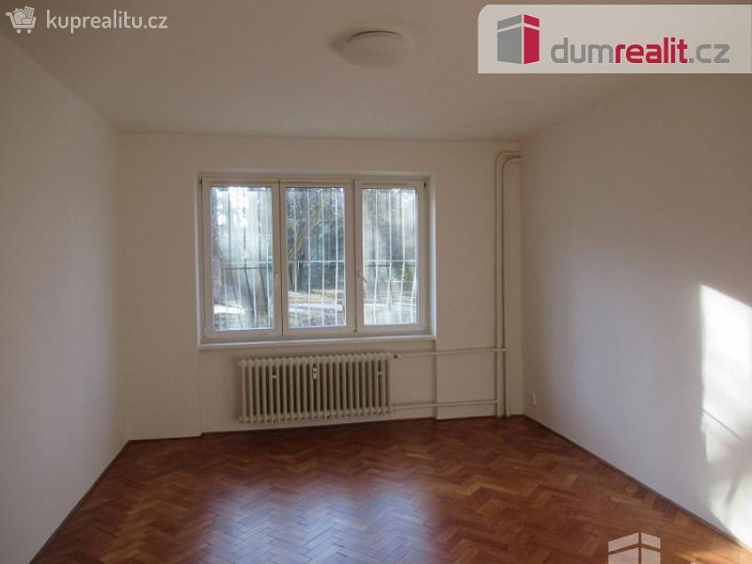 Pronájem bytu 3+kk 70 m^2 Na Petřinách, Praha 6 