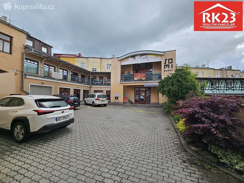 Pronájem  obchodních prostor 57 m^2 Hlavní třída 737, Mariánské Lázně 