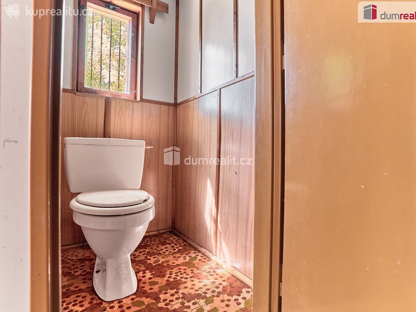 Prodej  chaty 40 m^2 Karlovy Vary, Karlovy Vary 
