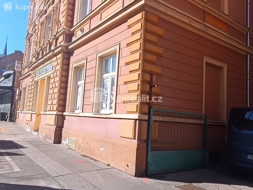 Prodej bytu atypický 93 m^2 Teplická, Děčín 