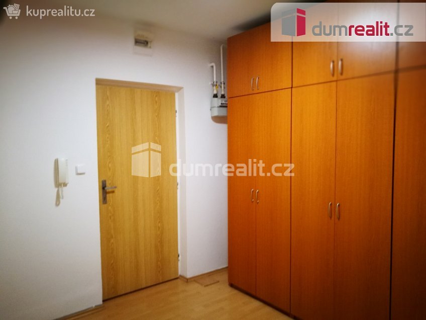 Pronájem bytu 2+kk 45 m^2 Pekařská, Opava 