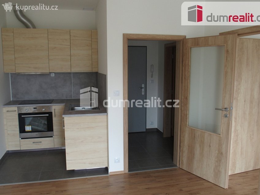 Pronájem bytu 2+kk 35 m^2 Cesta brigádníků, Kralupy nad Vltavou 