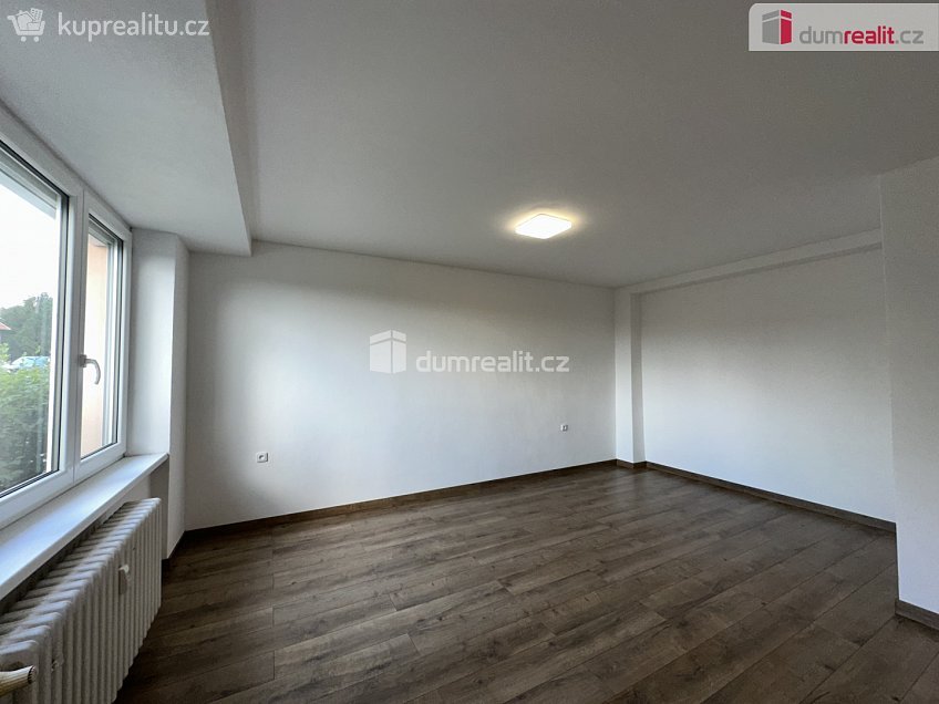 Pronájem bytu 1+kk 36 m^2 22. dubna, Mikulov 