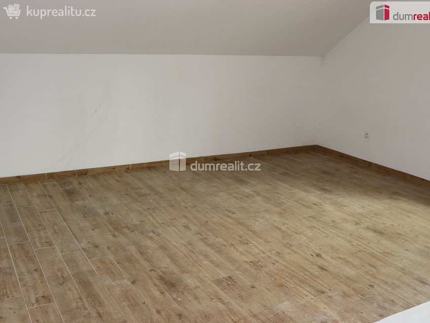 Pronájem  obchodních prostor 20 m^2 Bratislavská, Hustopeče 