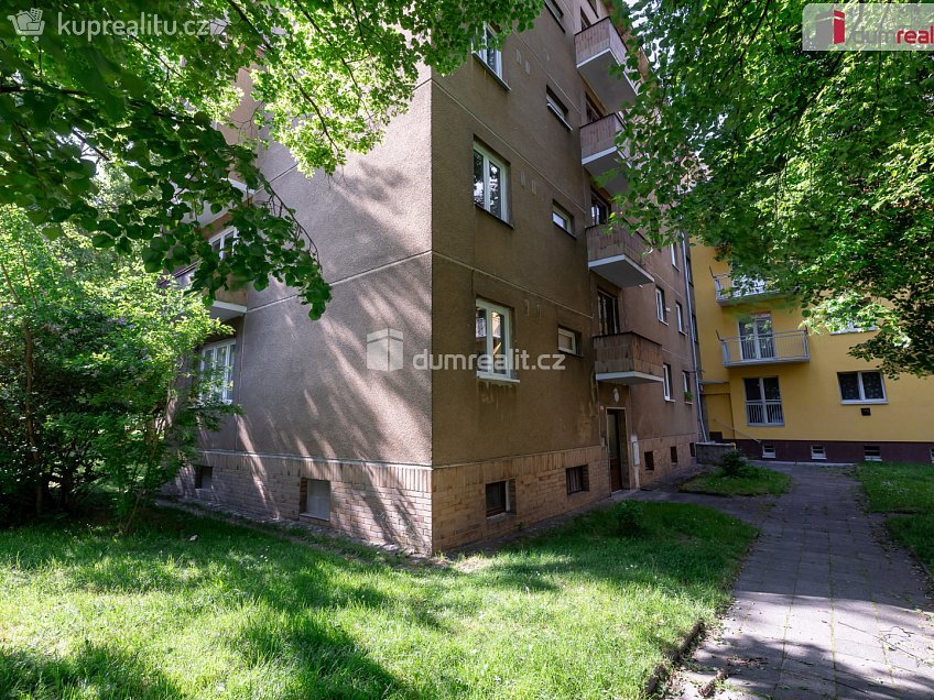 Prodej bytu 1+1 46 m^2 Helsinská, Kladno 