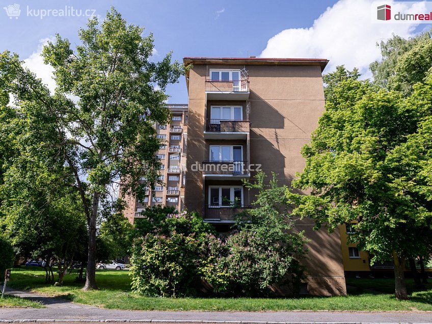 Prodej bytu 1+1 46 m^2 Helsinská, Kladno 