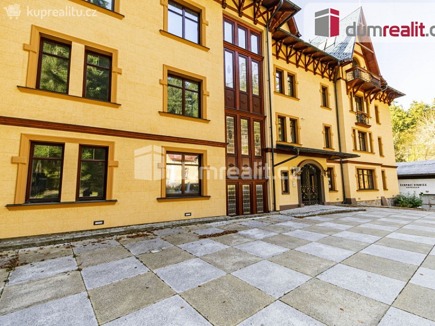 Prodej bytu atypický 119 m^2 Chopinova, Mariánské Lázně 