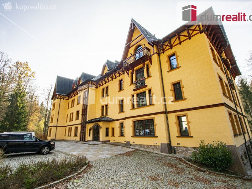 Prodej bytu atypický 119 m^2 Chopinova, Mariánské Lázně 
