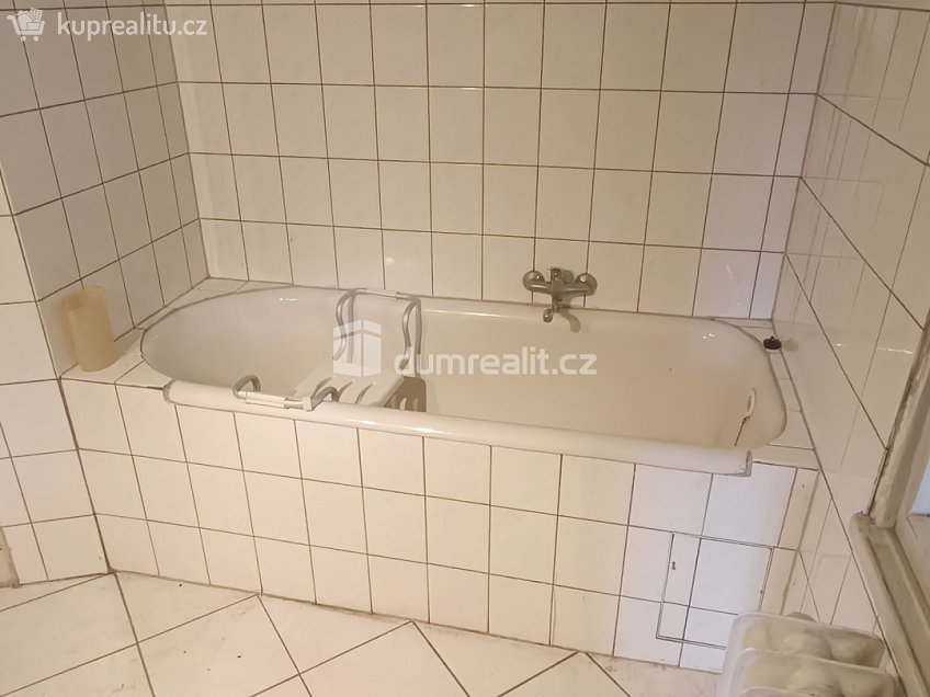 Prodej  vily 200 m^2 Lipová, Lipová 