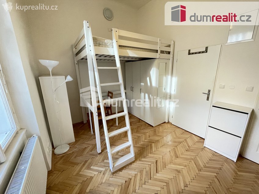 Pronájem bytu 1+kk 22 m^2 Svornosti, Praha 5 