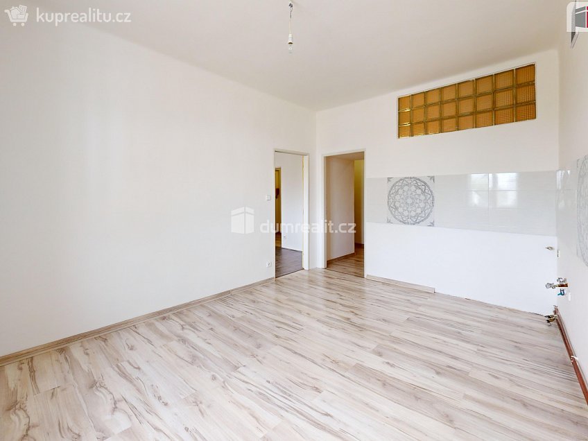 Pronájem bytu 2+1 76 m^2 Dolní náměstí, Opava 