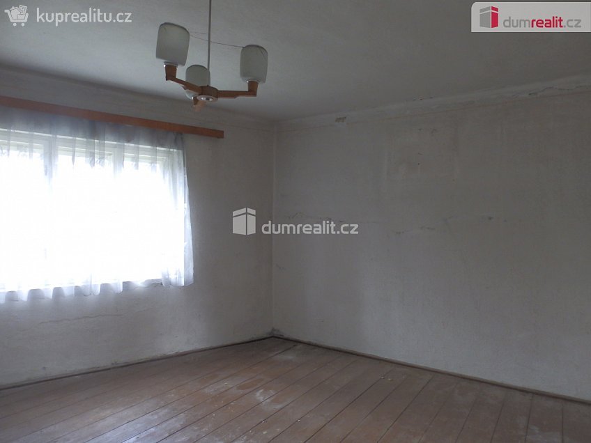 Prodej  rodinného domu 70 m^2 Pšovlky, Pšovlky 