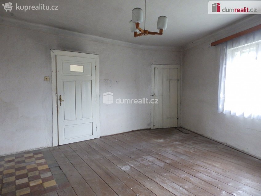 Prodej  rodinného domu 70 m^2 Pšovlky, Pšovlky 