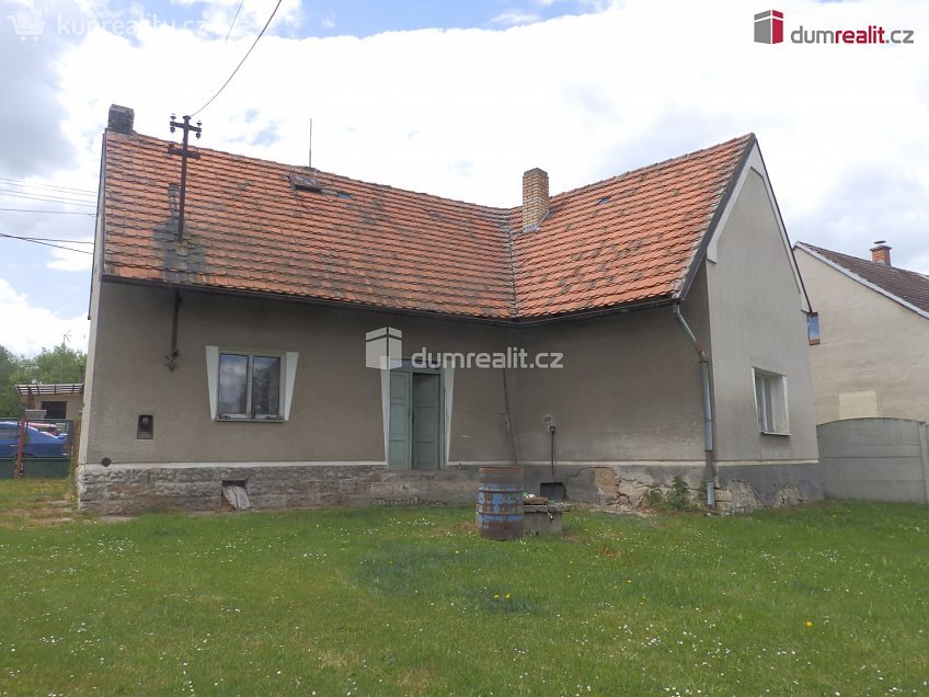 Prodej  rodinného domu 70 m^2 Pšovlky, Pšovlky 