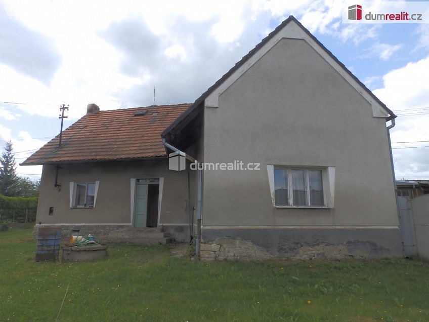 Prodej  rodinného domu 70 m^2 Pšovlky, Pšovlky 