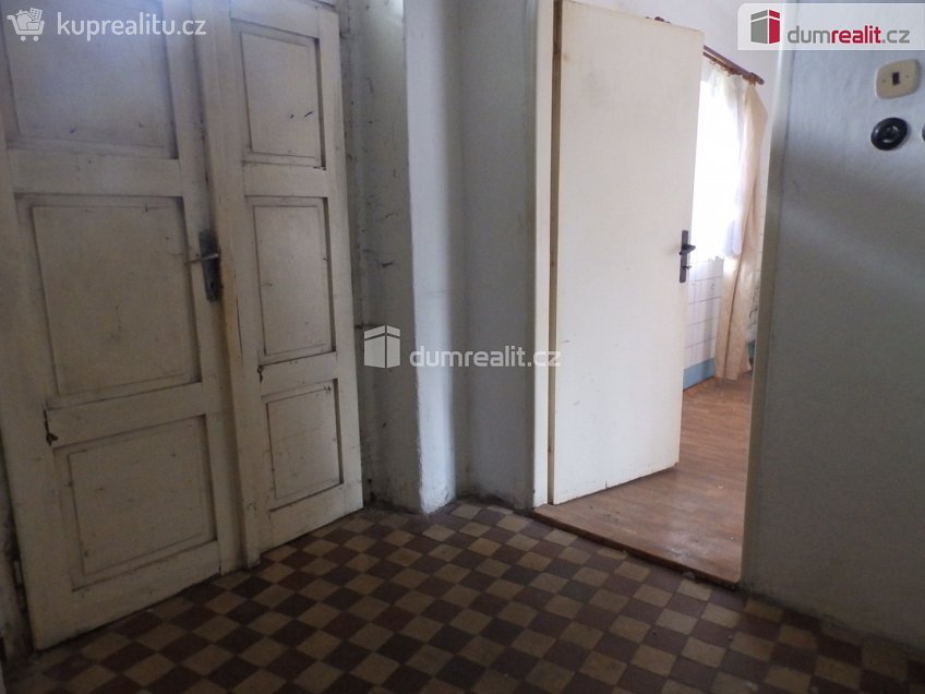 Prodej  rodinného domu 70 m^2 Pšovlky, Pšovlky 