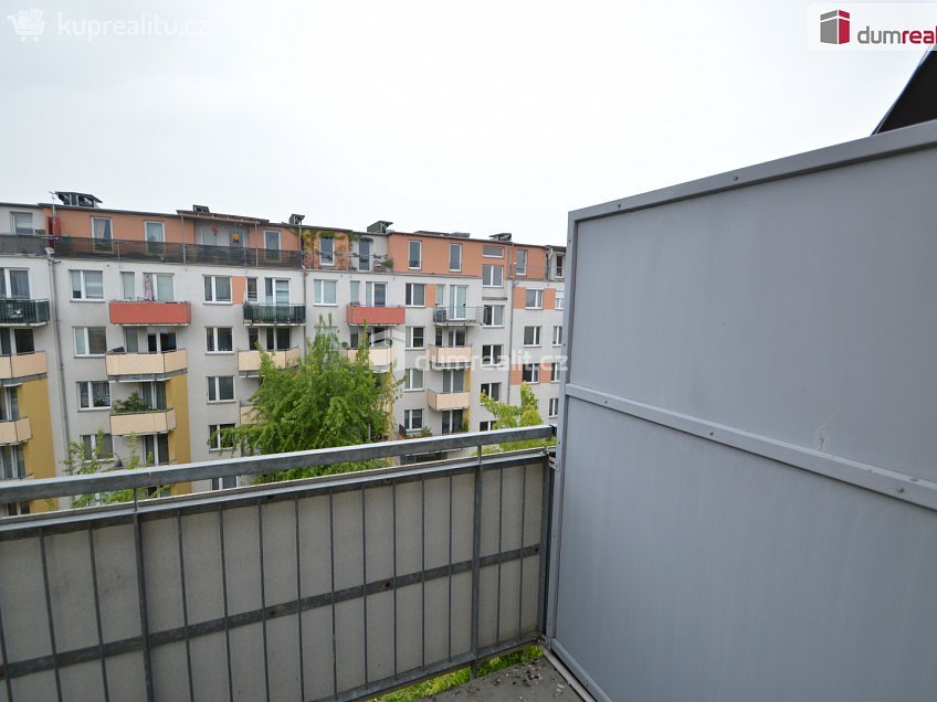 Pronájem bytu 2+kk 53 m^2 Terezínská, Praha 18 