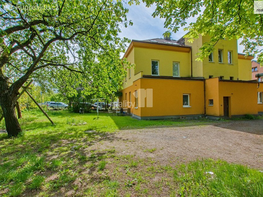 Prodej  činžovního domu 465 m^2 Vesecká, Liberec 