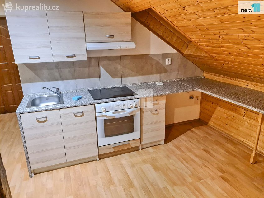 Prodej  činžovního domu 465 m^2 Vesecká, Liberec 