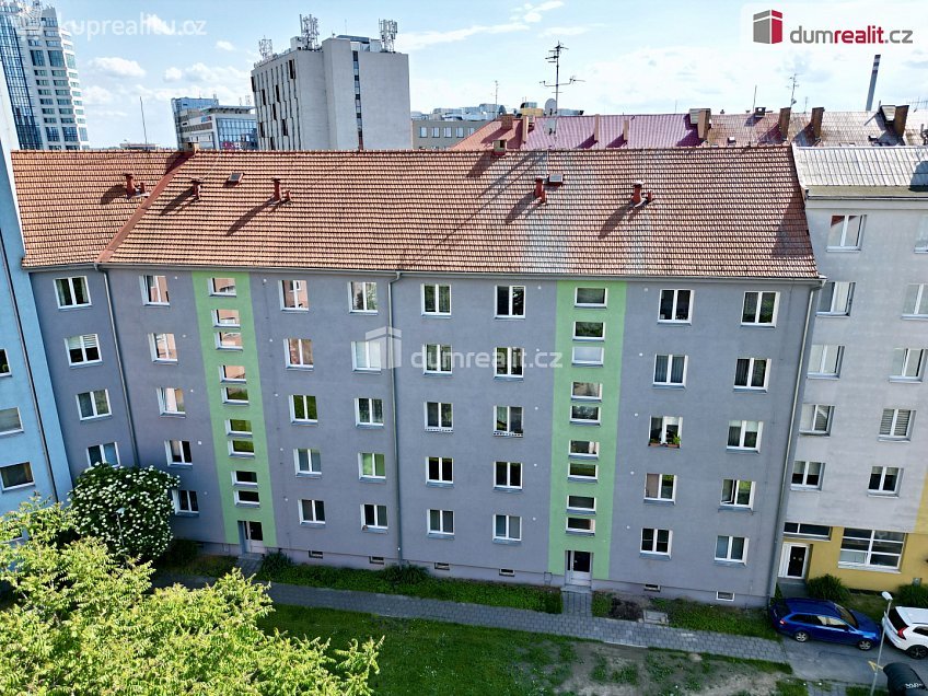Prodej bytu 2+1 54 m^2 Masarykova třída, Olomouc 