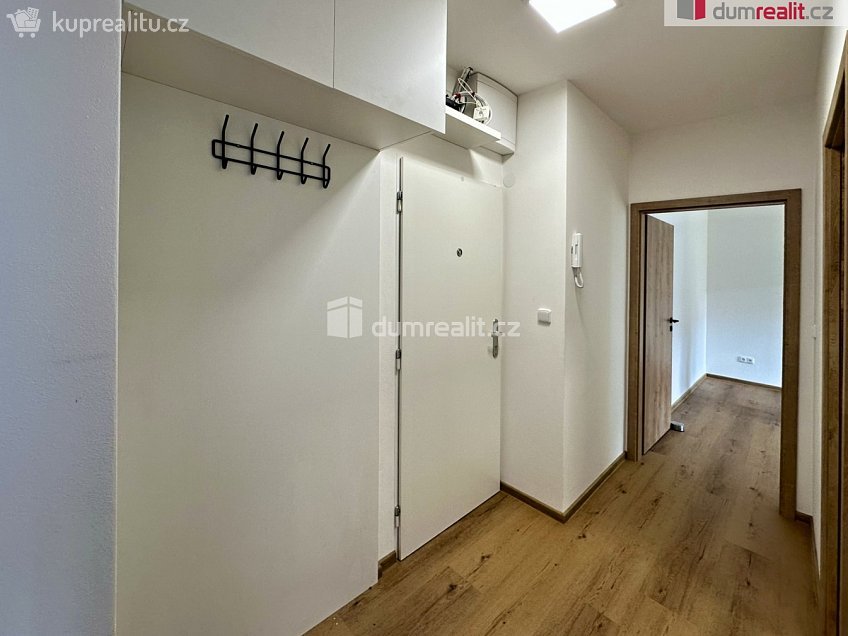 Prodej bytu 2+1 54 m^2 Masarykova třída, Olomouc 