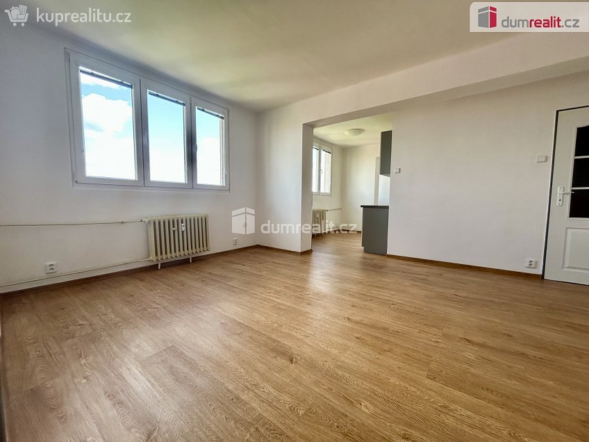 Pronájem bytu 2+1 52 m^2 Bezručova, Benešov 