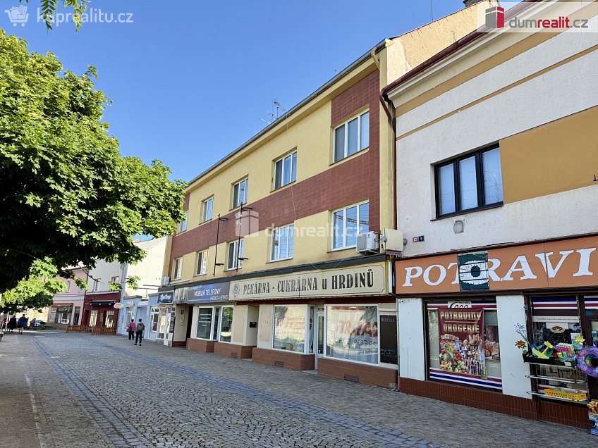 Pronájem  kanceláře 18 m^2 Palackého nám., Kralupy nad Vltavou 