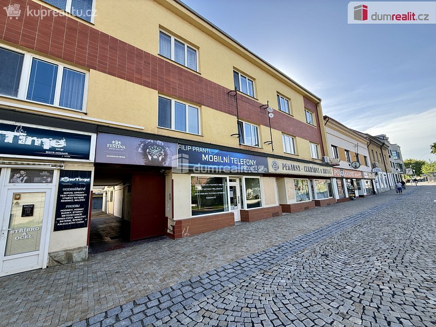 Pronájem  kanceláře 18 m^2 Palackého nám., Kralupy nad Vltavou 