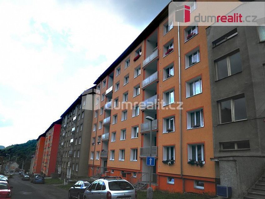 Pronájem bytu 1+kk 21 m^2 třída Dukelských hrdinů, Jáchymov 
