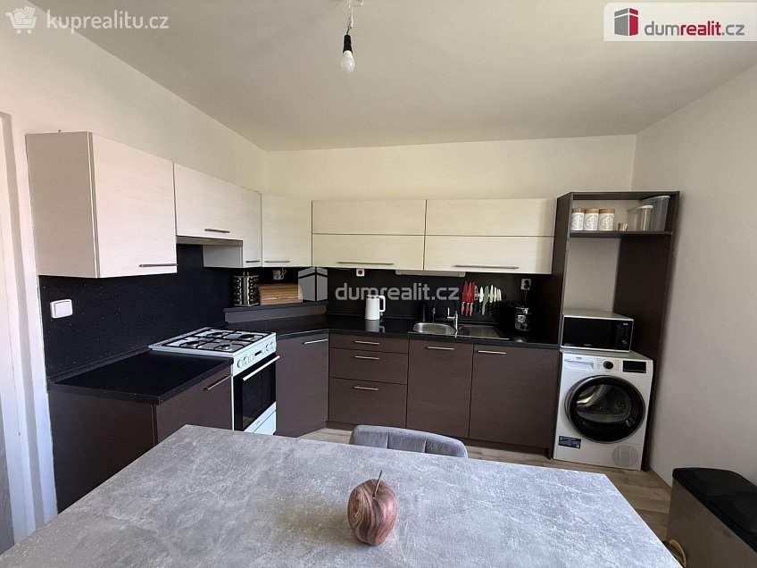 Prodej bytu 3+1 68 m^2 Novodvorská, Frýdek-Místek 