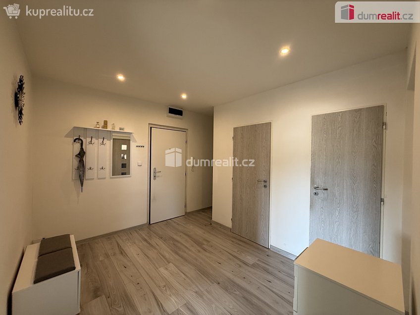 Prodej bytu 3+1 68 m^2 Novodvorská, Frýdek-Místek 