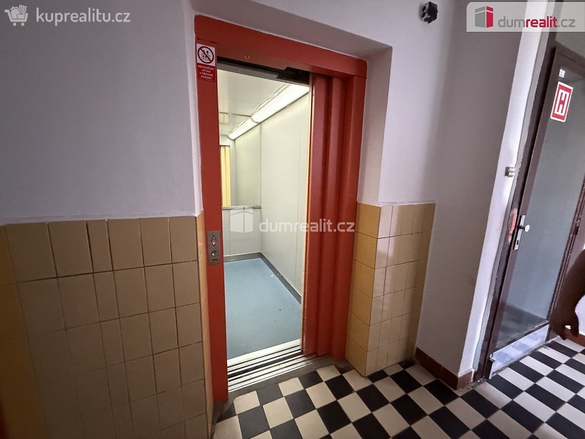 Prodej bytu 3+1 68 m^2 Novodvorská, Frýdek-Místek 