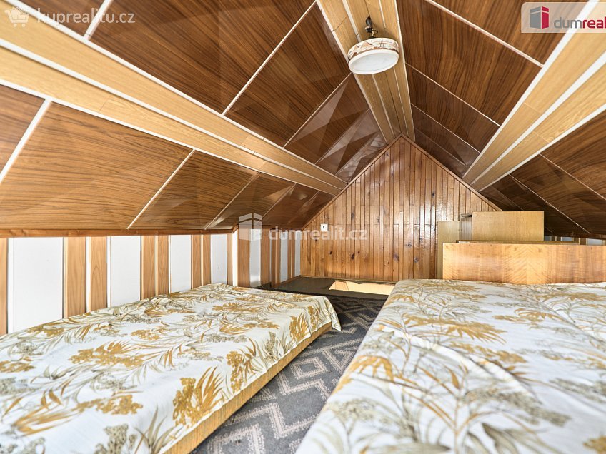 Prodej  chaty 28 m^2 Sokolská, Karlovy Vary 