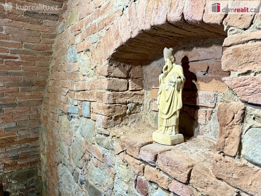 Prodej  restauračního zařízení 150 m^2 Domanín, Domanín 