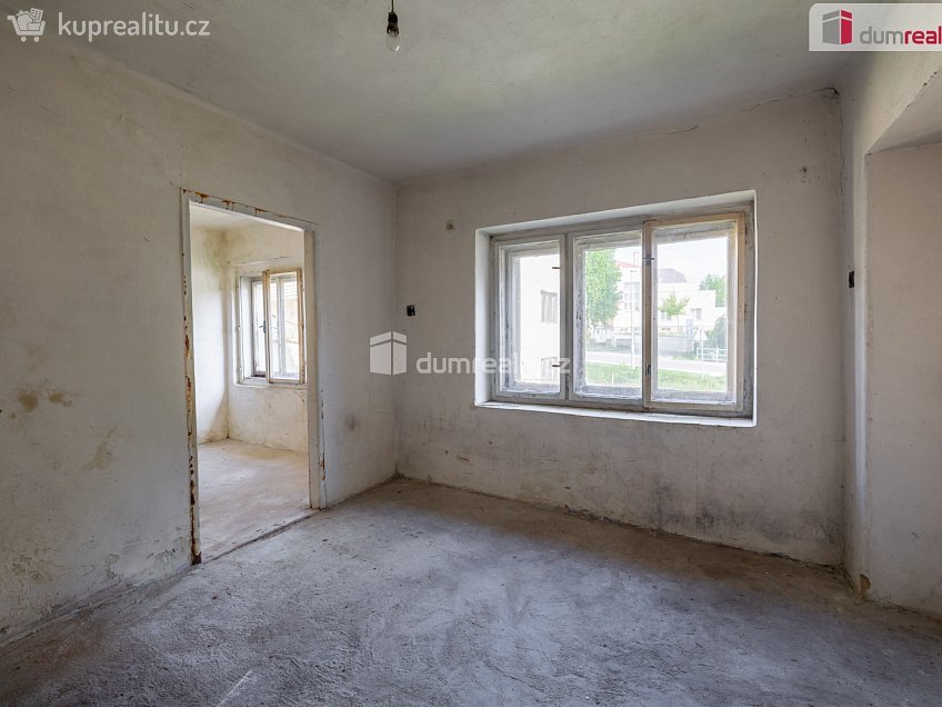 Prodej  rodinného domu 239 m^2 Strašecká, Rynholec 
