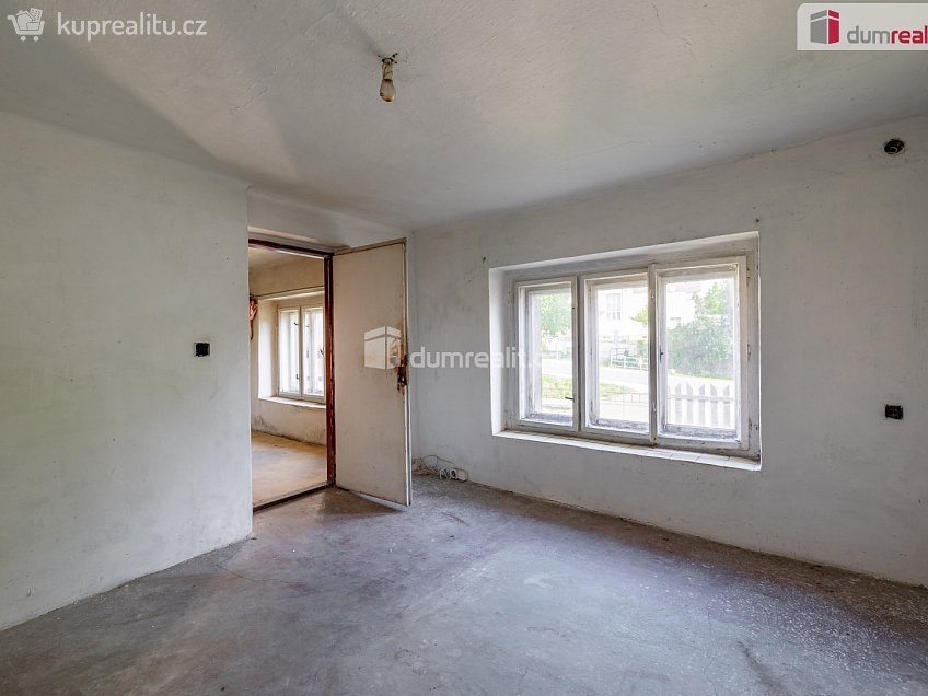 Prodej  rodinného domu 239 m^2 Strašecká, Rynholec 