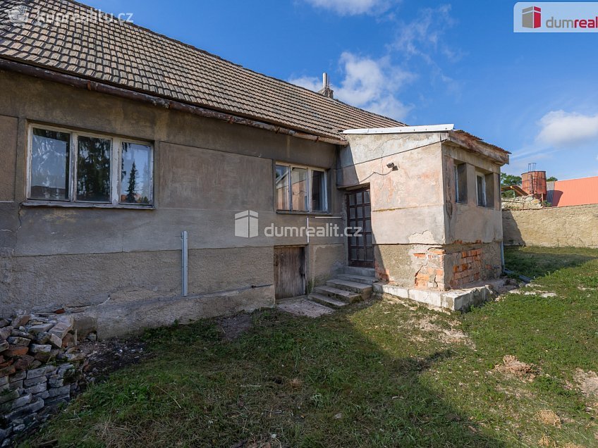 Prodej  rodinného domu 239 m^2 Strašecká, Rynholec 