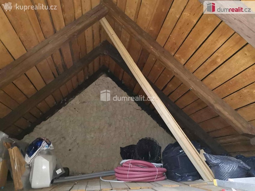 Prodej  rodinného domu 120 m^2 Lovečkovice, Lovečkovice 