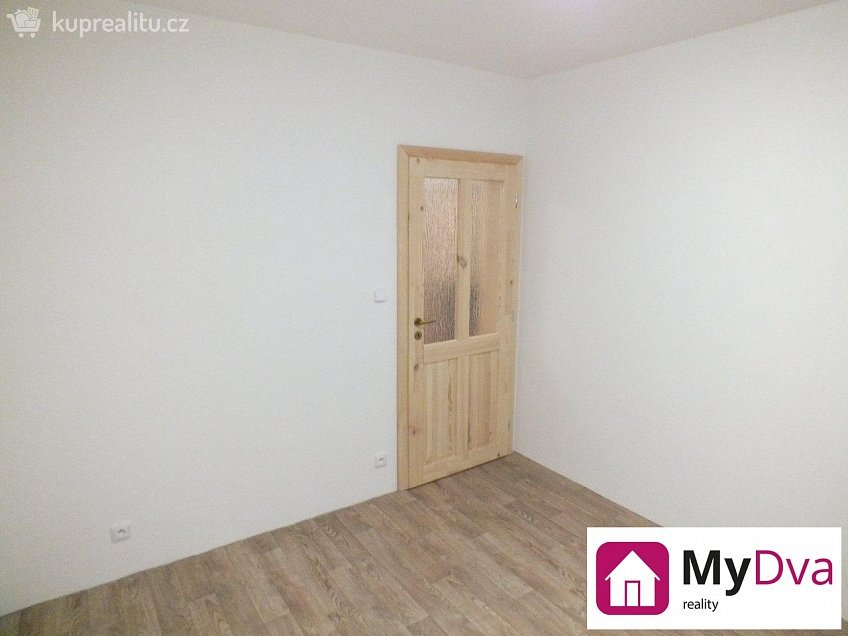 Prodej bytu 3+kk 64 m^2 Poštovní, Znojmo 