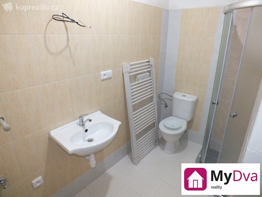 Prodej bytu 3+kk 64 m^2 Poštovní, Znojmo 