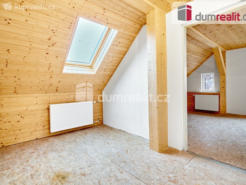 Prodej  rodinného domu 180 m^2 Střední, Pernink 