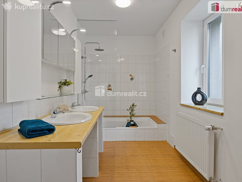 Prodej  rodinného domu 227 m^2 Vyšehořovice, Vyšehořovice 