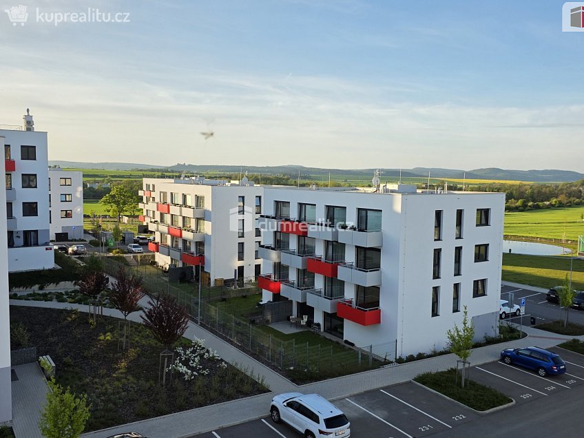 Pronájem bytu 3+kk 72 m^2 Ovesná, Hořovice 