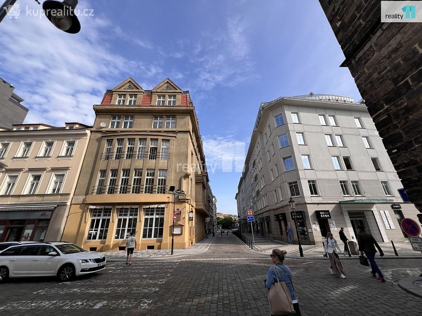 Pronájem  kanceláře 18 m^2 Samcova, Praha 1 