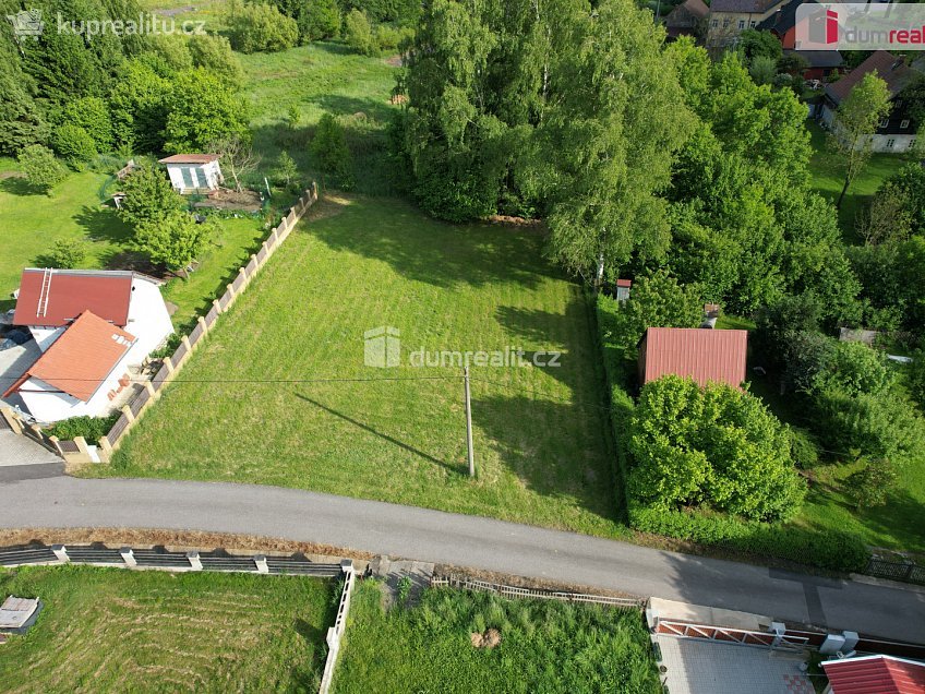 Prodej  stavebního pozemku 1043 m^2 Veselé, Veselé 