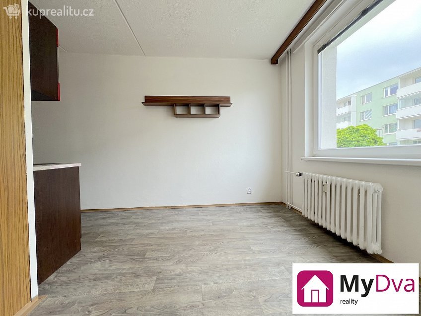 Pronájem bytu 1+1 36 m^2 Dukelských bojovníků, Znojmo 