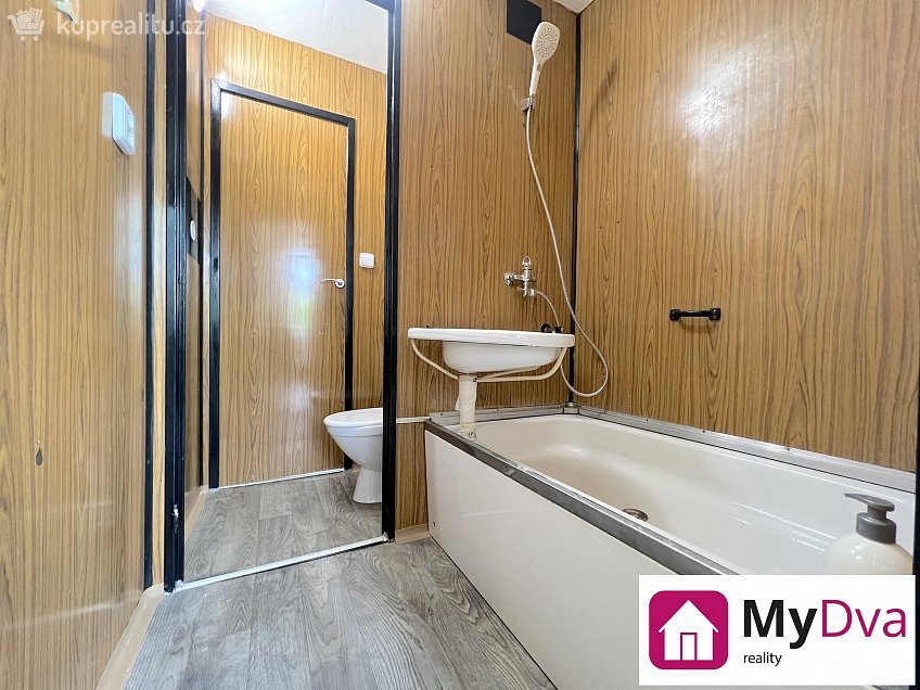 Pronájem bytu 1+1 36 m^2 Dukelských bojovníků, Znojmo 