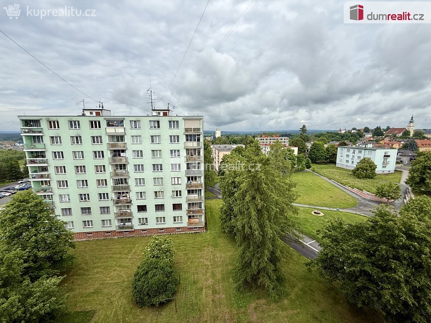 Prodej bytu 2+1 65 m^2 Fučíkova, Planá 