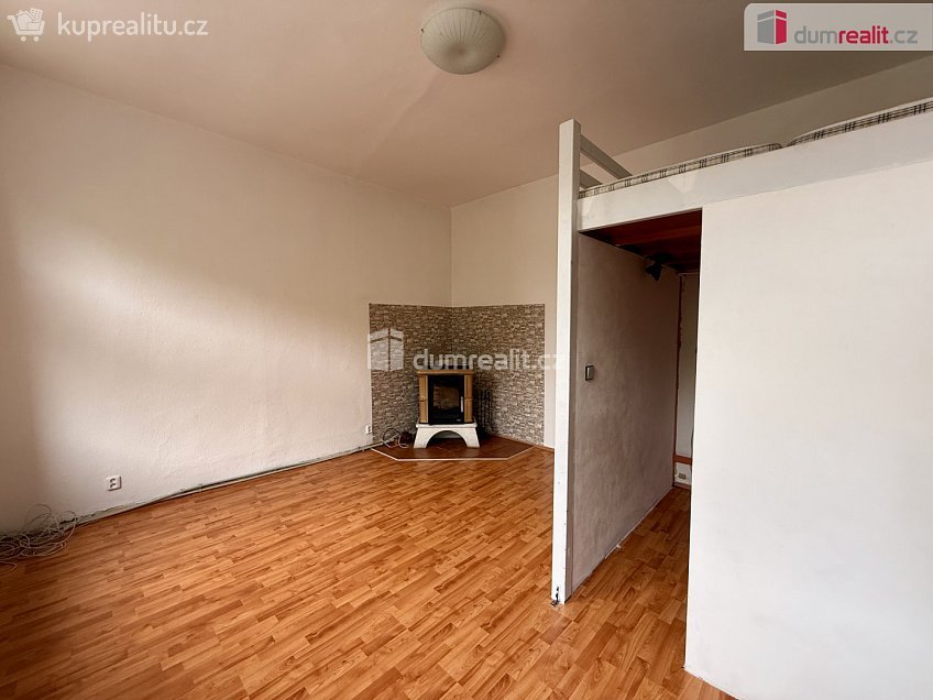 Prodej bytu 2+1 81 m^2 Husova, Mariánské Lázně 
